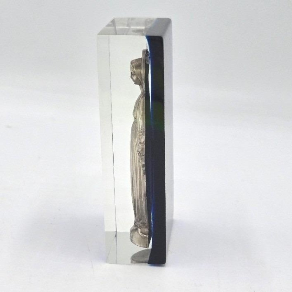 Vintage 1830‎ Miraculous Medal Virgin Mary Lucite Paperweight - Cobalt Blue - Picture 3 of 8
